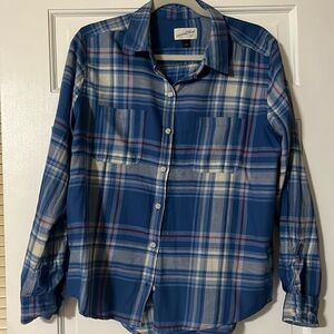 Women’s dress shirt